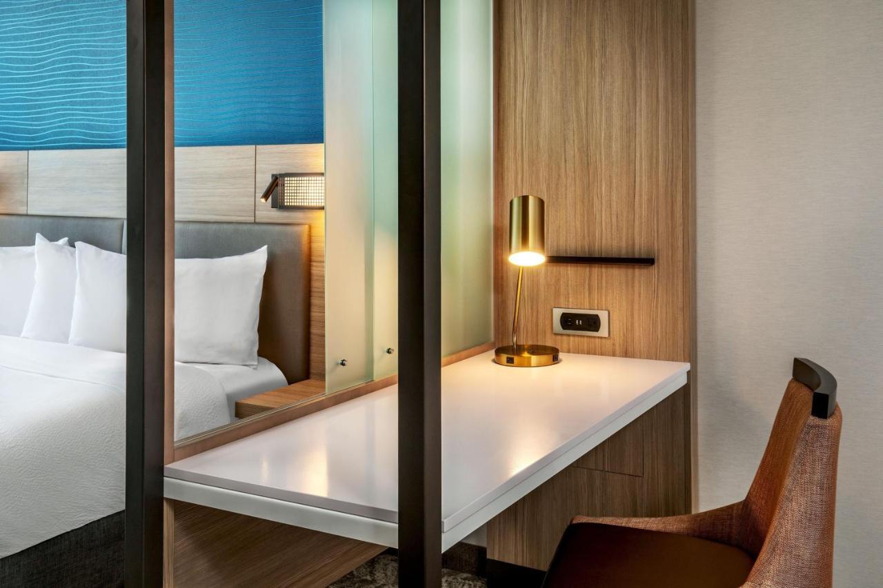 Springhill Suites By Marriott Boston Logan Airport Revere Beach المظهر الخارجي الصورة